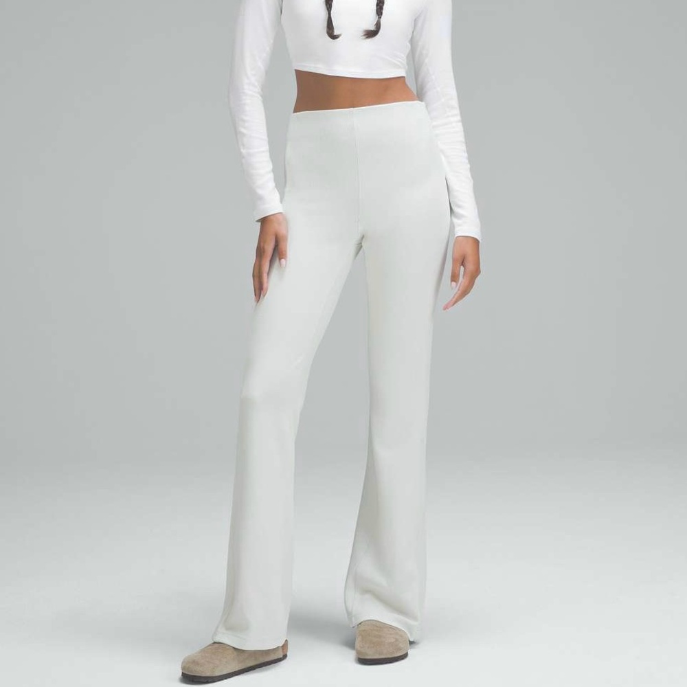 NWOT Lululemon High Rise Ribbed Softstreme Flared Pant Bone Size 4